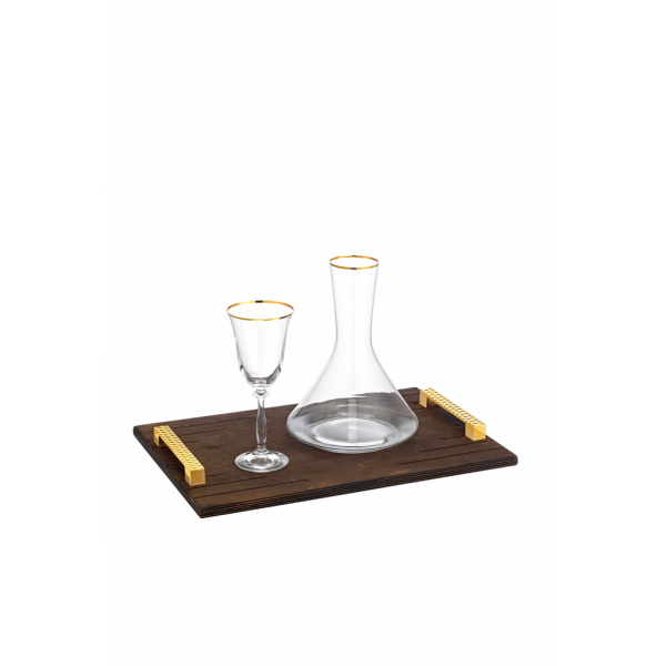 Wedding set consisting of tray with gold handles and wine glass and decanter with gold details.
